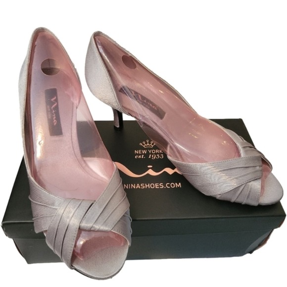 Nina Shoes - Nina Culver Royal Silver Heels with box size 8.5